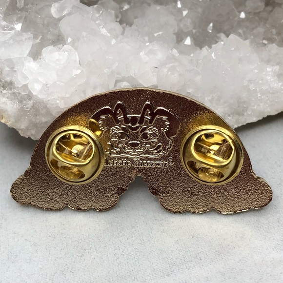 Soft enamel pride pin - Picture 3 of 4